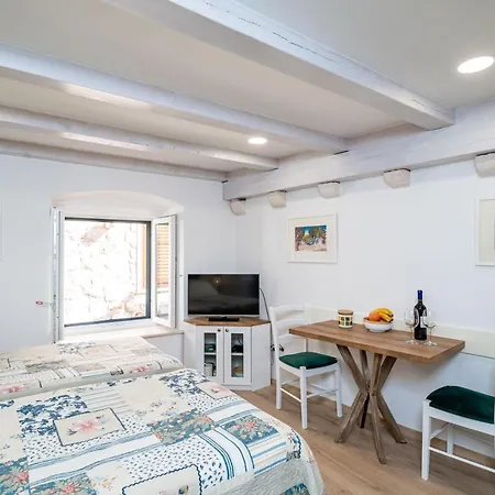 Apartment Solis Old Town